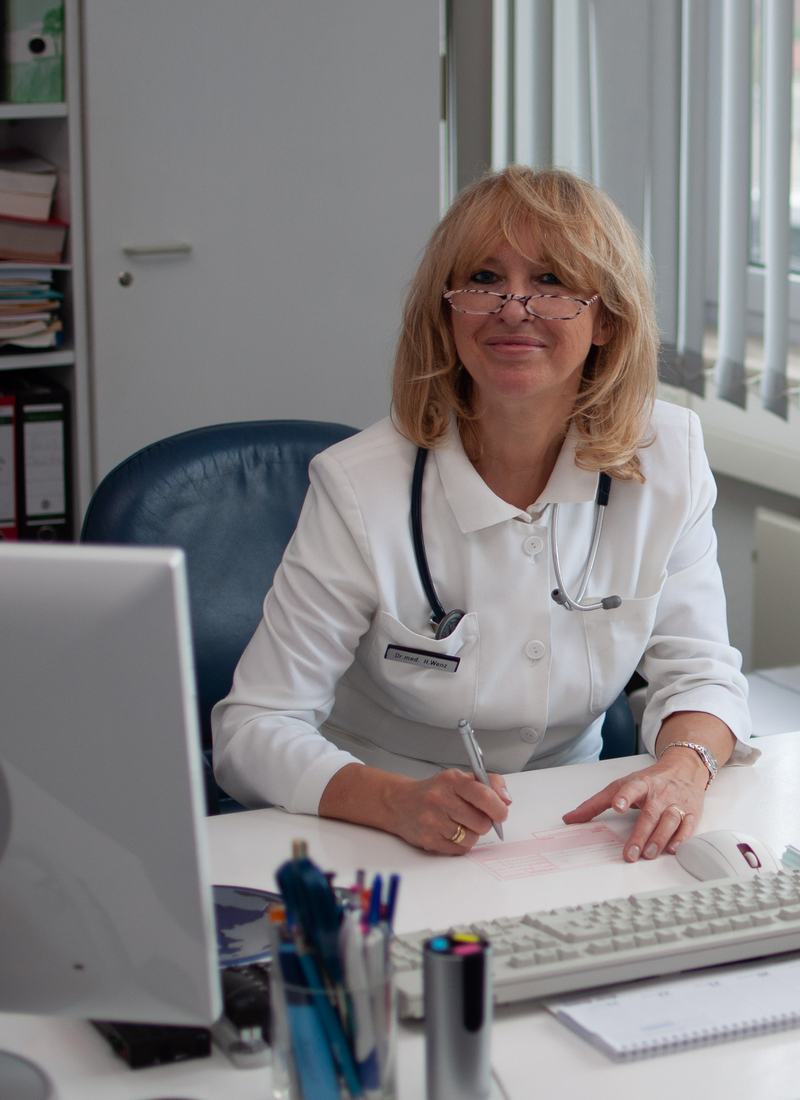 Dr. Hanna Wenz